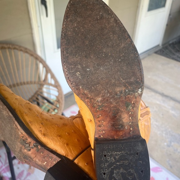 El General Tan Leather Cowboy Boots - Picture 10 of 11